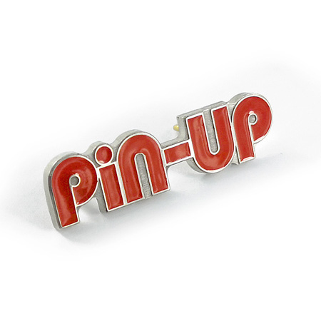 Изготовленный на заказ металлический значок на двух цангах с логотипом PIN-UP из нейзильбера с эмалью